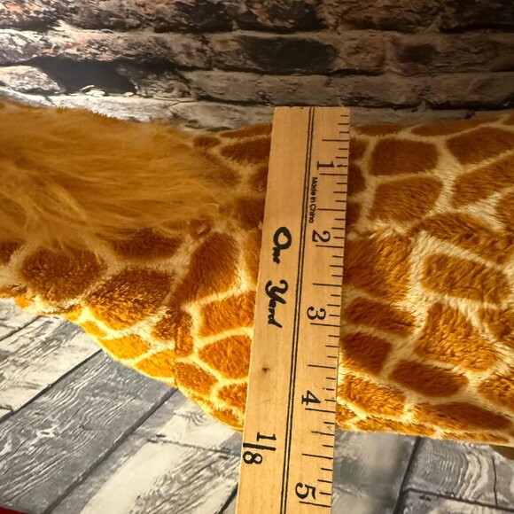 Toys R Us Geoffrey Giraffe 20" Large Standing Plush - 2011 Plush - Picture 16 of 16